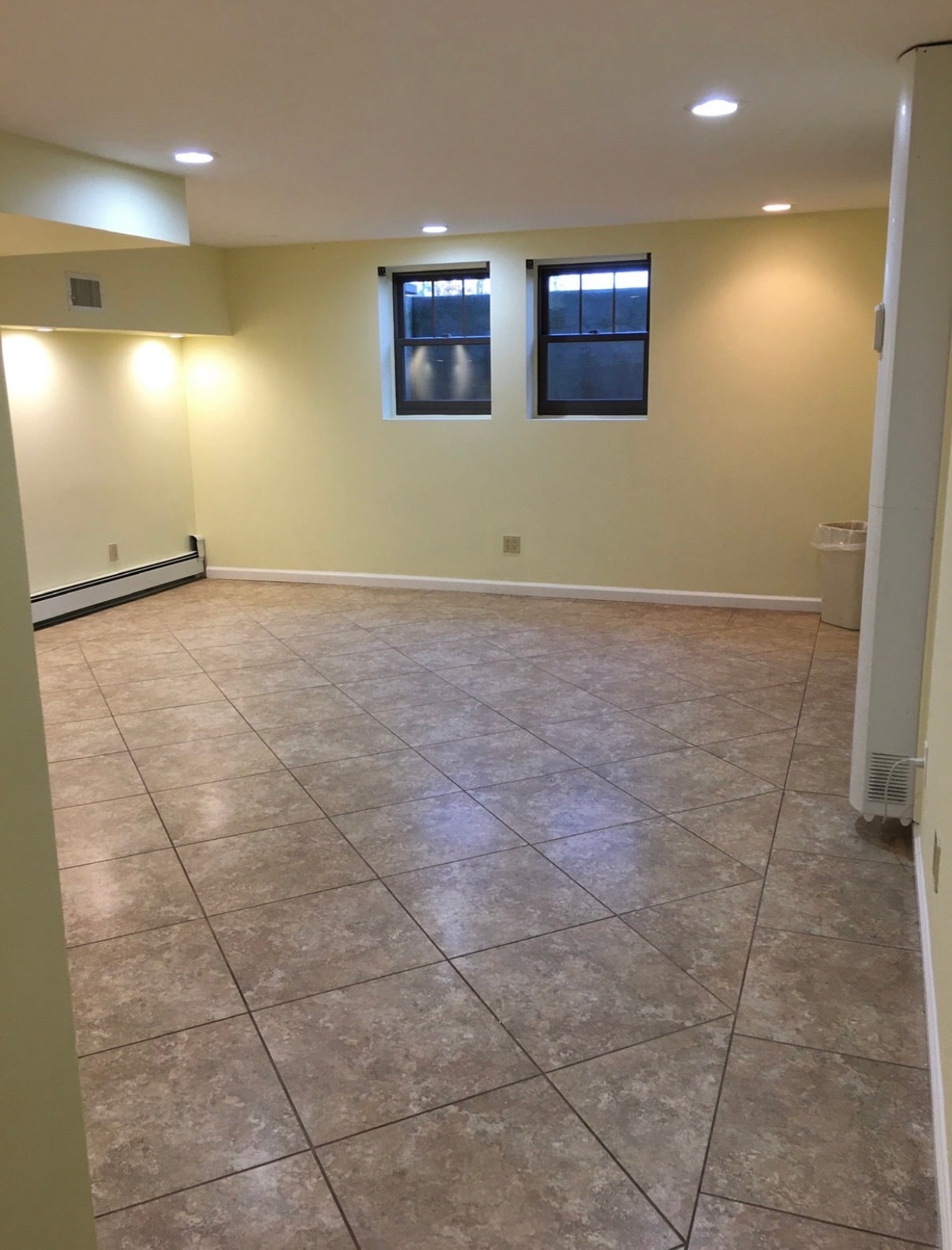 Building Photo - 472 Yaphank Middle Island Rd