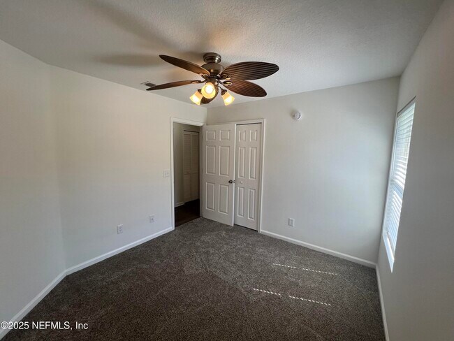 Building Photo - 1815 Green Springs Cir