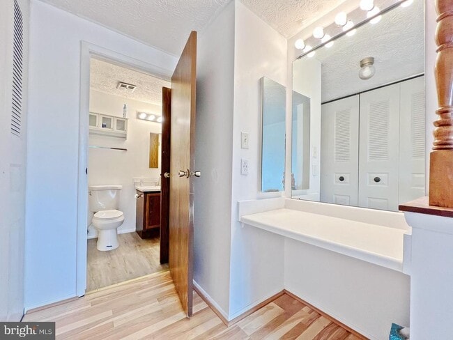 Building Photo - 6001 Rowanberry Dr