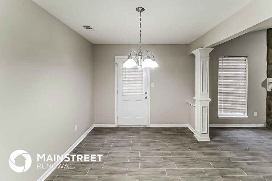 Building Photo - 7326 Exeter Ct