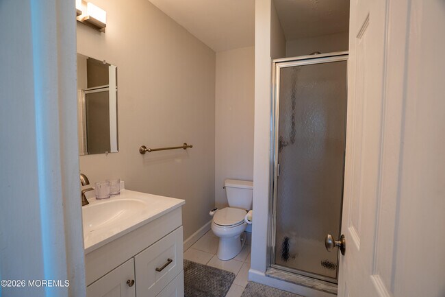 Building Photo - 5C Twin Rivers Dr