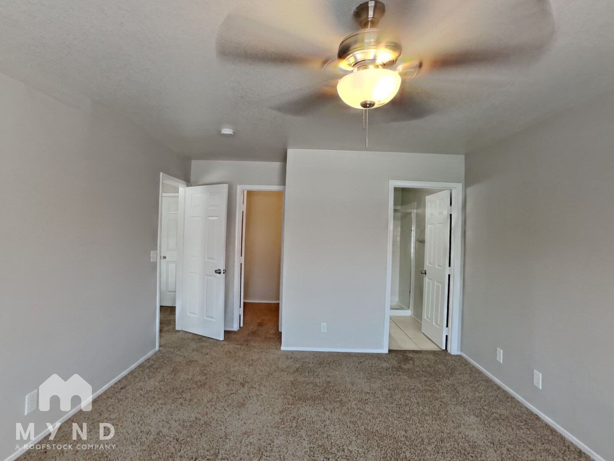 Building Photo - 2835 Floral Peak Dr