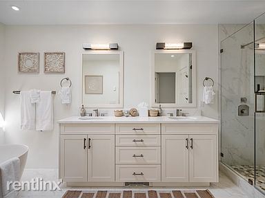 Building Photo - 1 br, 2 bath Condo - 841 East Alameda Stre...