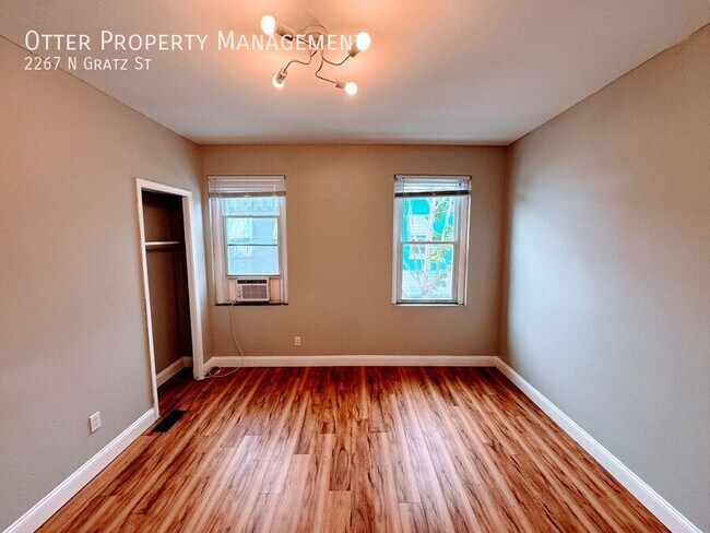 Building Photo - 2267 N Gratz St