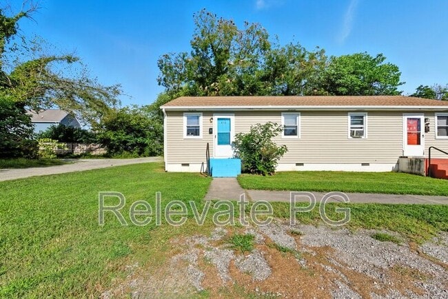 Primary Photo - 319 Britton St