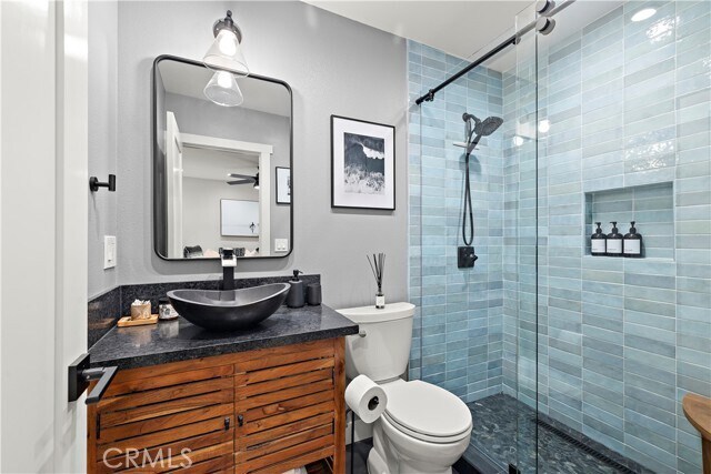 Building Photo - 20 Blue Lagoon