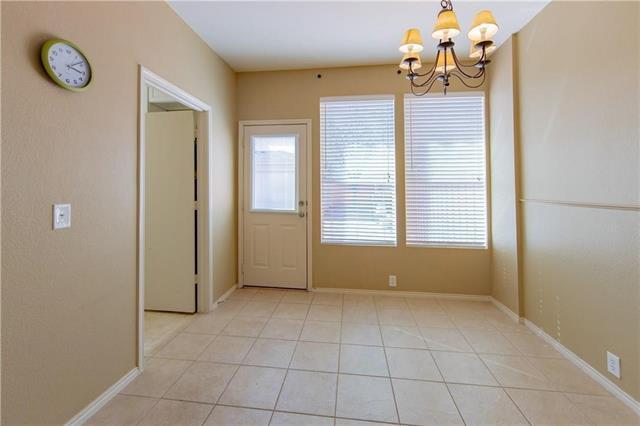 Building Photo - 2620 Van Buren Dr