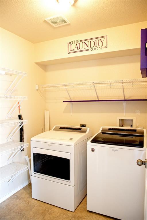 Building Photo - 135 Holmstrom St