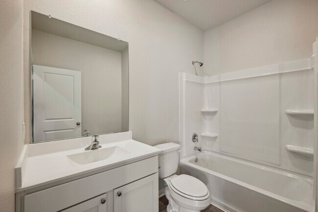 Building Photo - 341 Tejas Trl