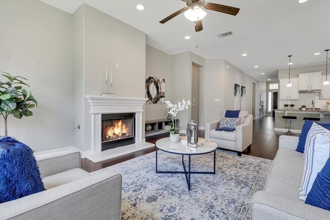 Building Photo - 2820 Rio Verde Dr