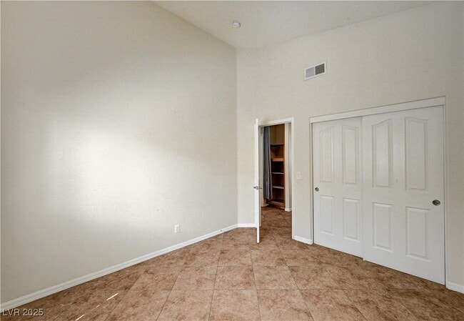 Building Photo - 9845 Lenox Crest Pl