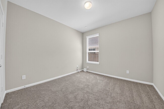 Building Photo - 18222 Humber River Ln