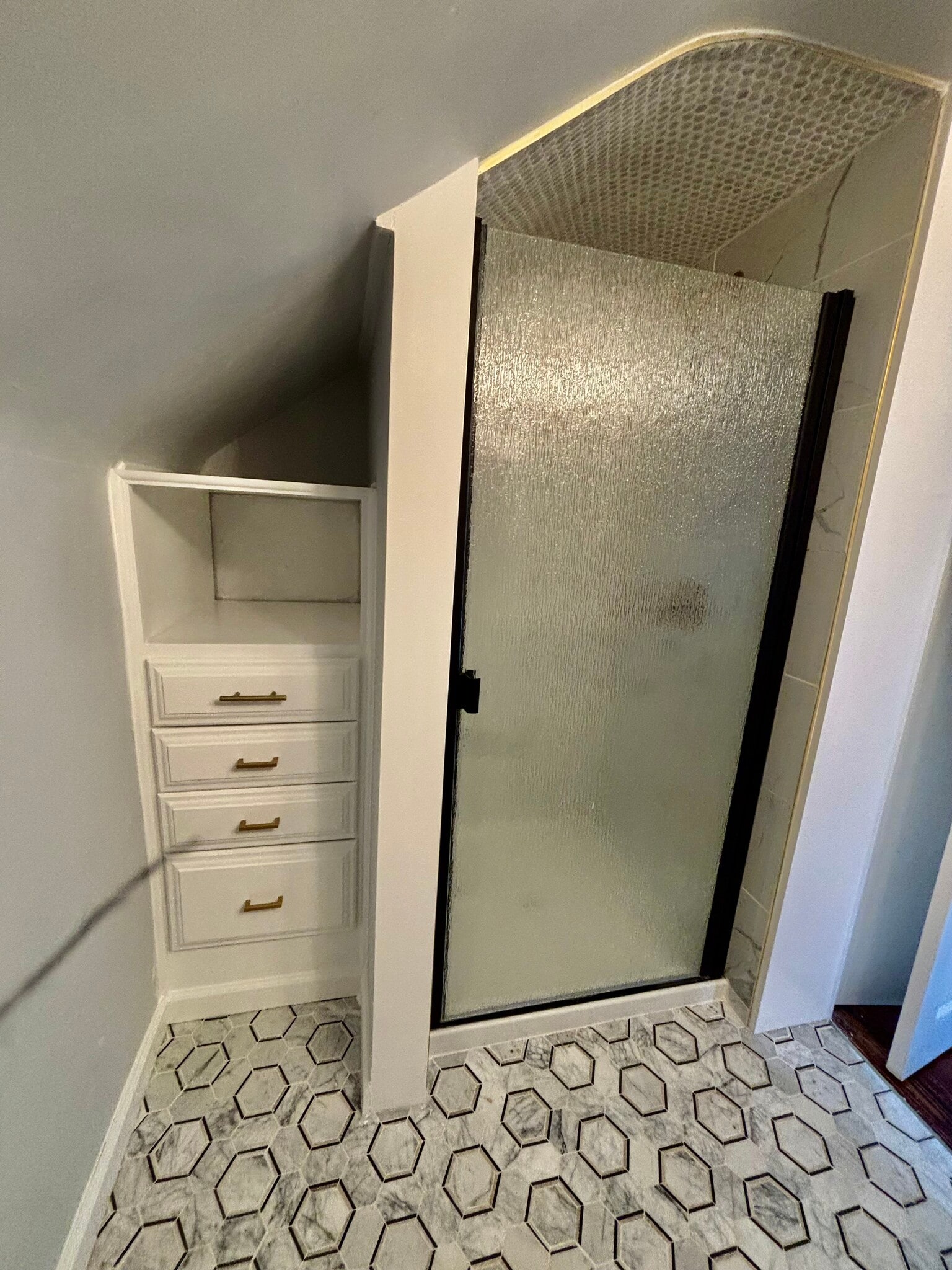 Building Photo - 3327 Alpine Dr