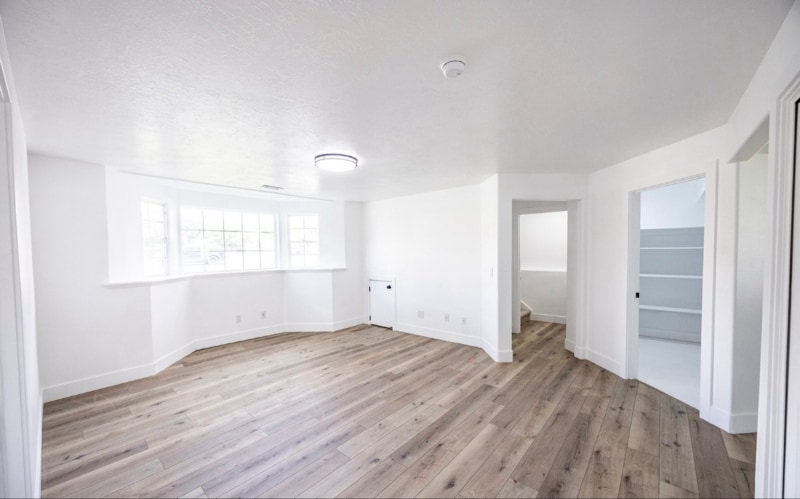 Building Photo - 465 S 100 E St