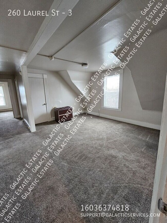 Building Photo - 260 Laurel St