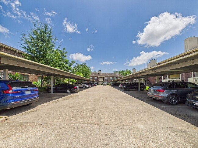 Building Photo - 8055 Cambridge St