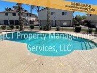 Building Photo - Cute 2 bed 1.5 bath in Mesa!