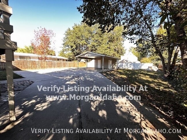 Building Photo - 4720 Freemont-