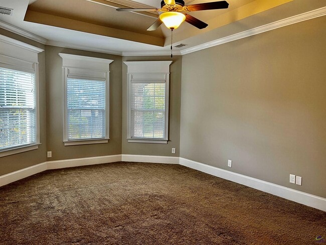 Building Photo - 609 Cannock Ct