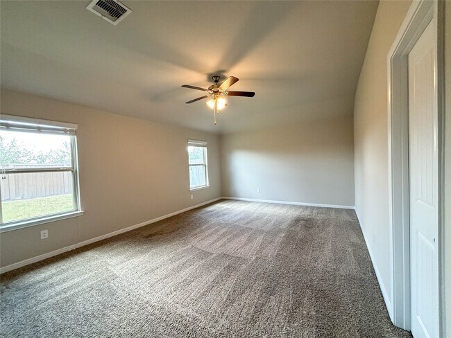 Building Photo - 3747 McDonough Way