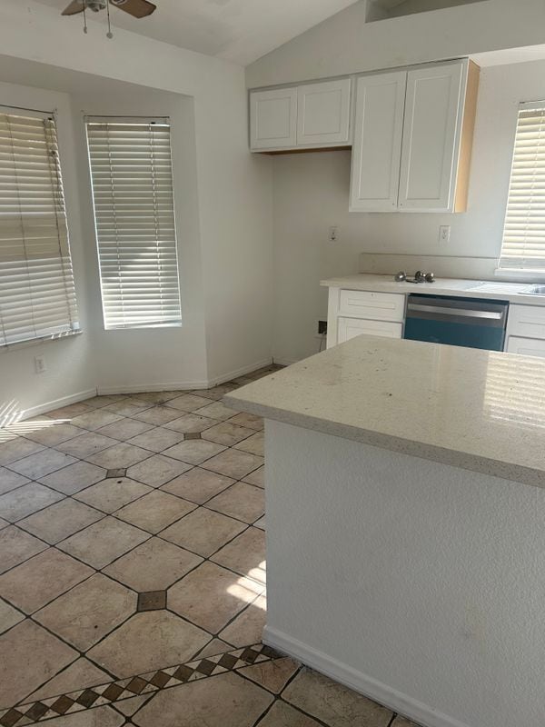 Building Photo - 25562 Calabria Dr