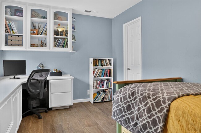 Building Photo - 13660 Acorn Patch Ln