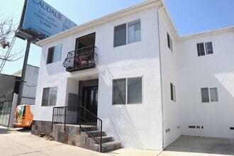 Building Photo - Pico Robertson 1bed1bath Apartment