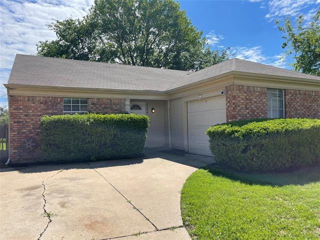 Building Photo - 7204 Shadow Bend Dr