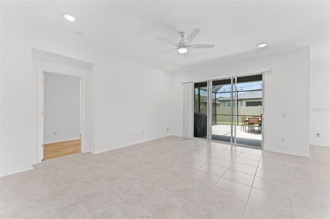 Building Photo - 32034 Sapna Chime Dr