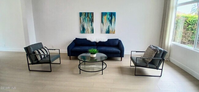 Building Photo - 748 Azure Hills Dr