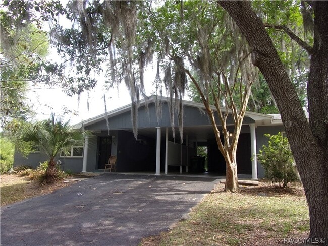 Building Photo - 701 Emery St