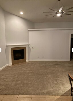 Building Photo - 6958 Summerset Dr