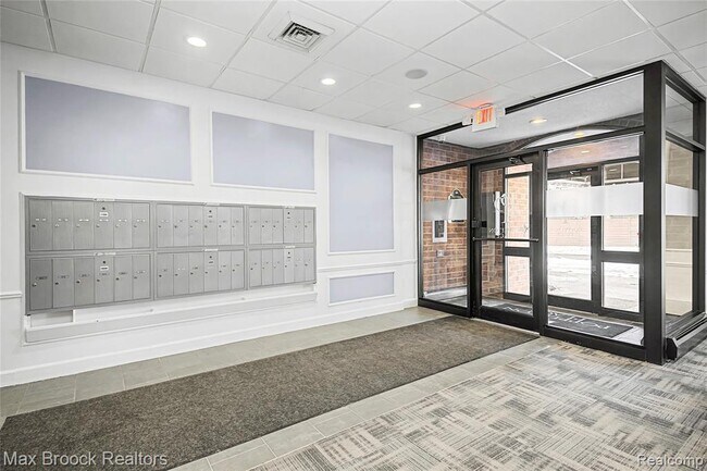 Building Photo - 35300 Woodward Ave