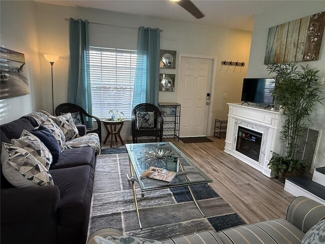 Building Photo - 3304 Lisa Ln