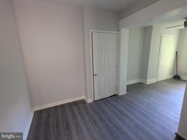 Building Photo - 657 N 37th St