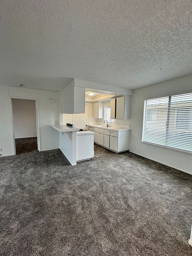 Building Photo - NORTH CANAL STREET and SAIL STREET