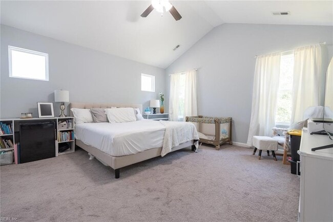 Building Photo - 409 Draper Dr