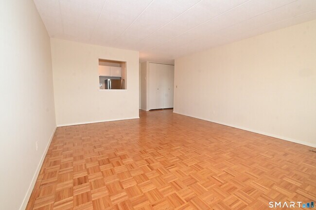 Building Photo - 27 Northill St
