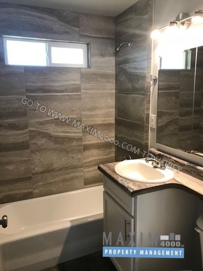 Building Photo - 121 Orchard Ave