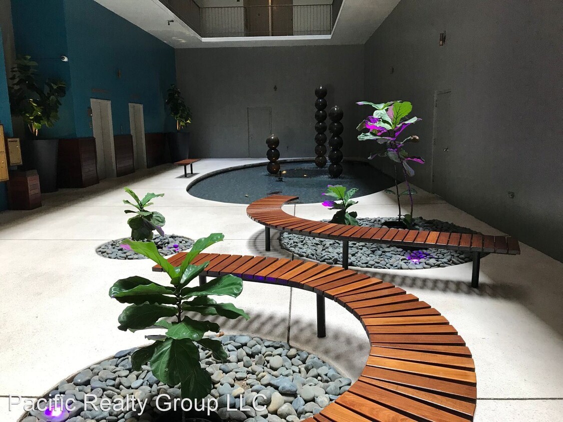 lobby - 1645 Ala Wai Blvd