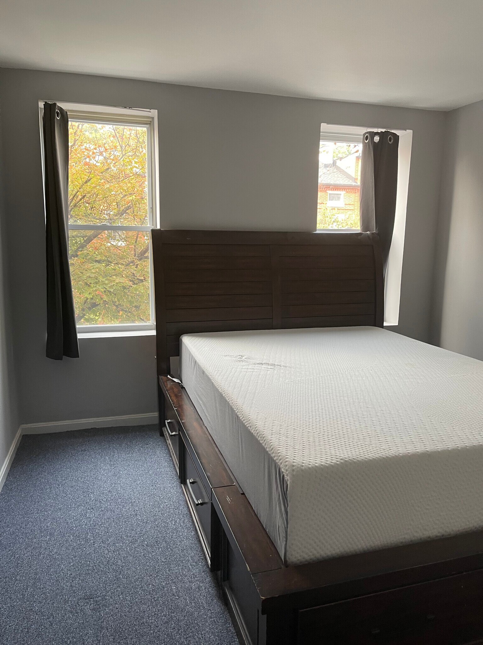 Building Photo - 737 McHenry St