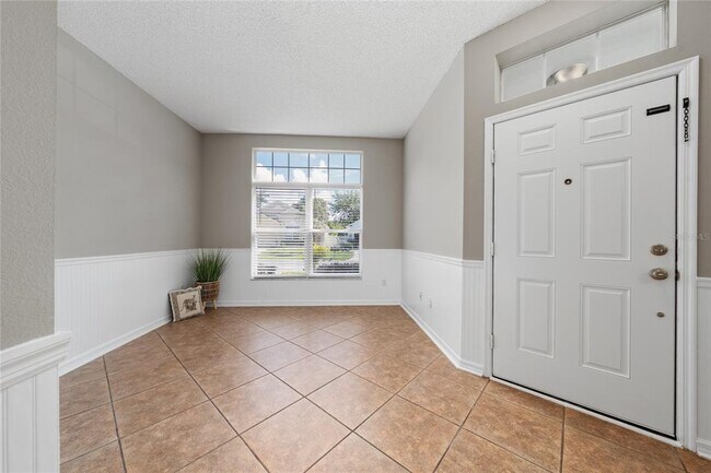 Building Photo - 9724 Myrtle Creek Ln
