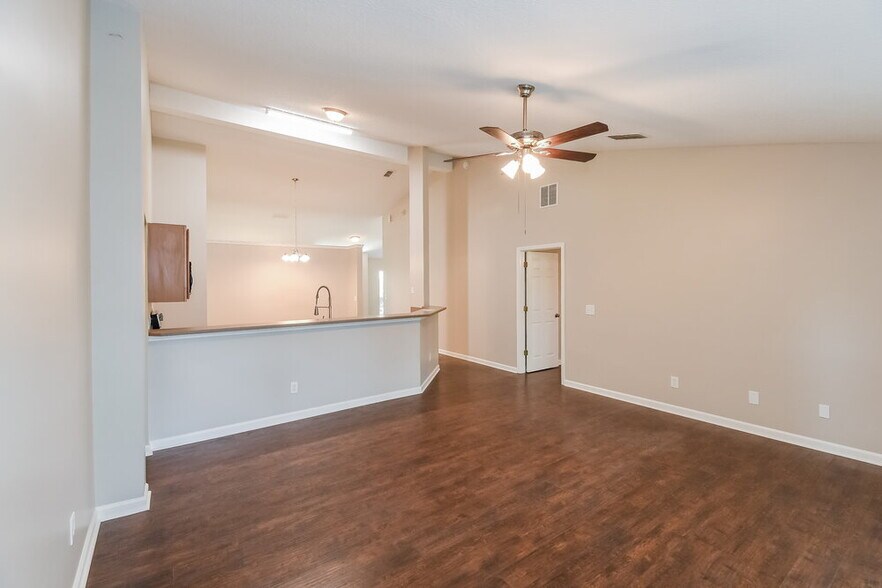 Building Photo - 2760 Cold Creek Blvd