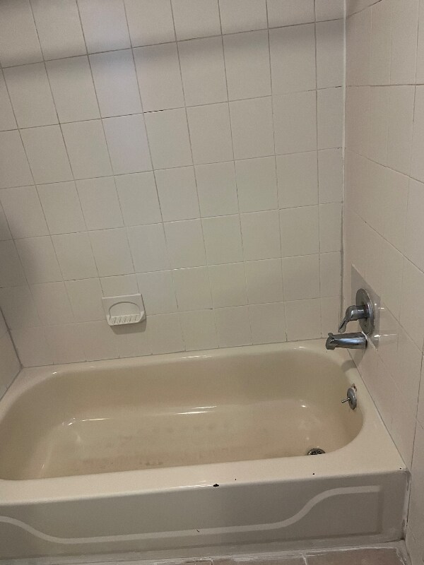 Building Photo - 2511 John F. Kennedy Blvd