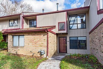 Building Photo - 3 Bedroom Property in Lindenwold