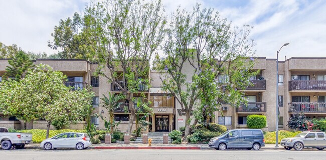 Building Photo - 22100 Burbank Blvd