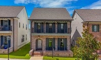 Building Photo - 3026 Gentilly St