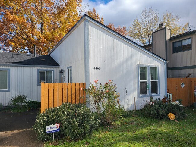 Primary Photo - 4463 Madrona Way SE