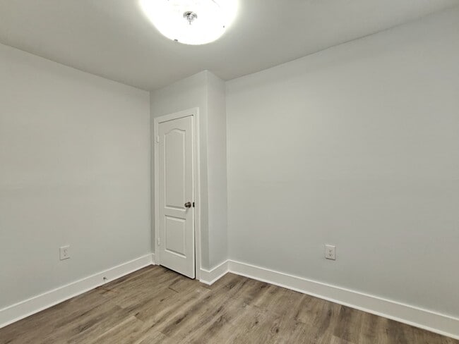 Building Photo - 2541 N 9th St