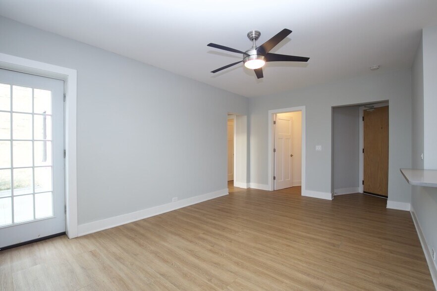 Building Photo - 730 Judson Ave